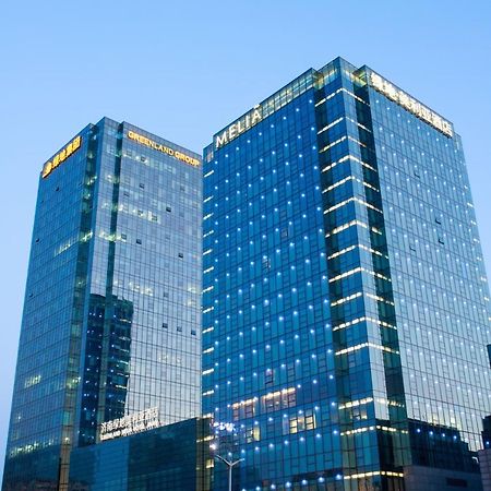 Melia Jinan Hotell Exteriör bild
