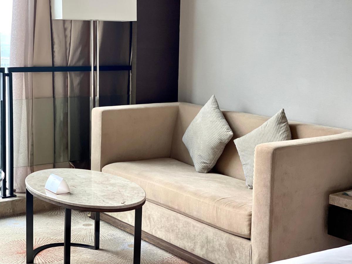 Melia Jinan Hotell Exteriör bild