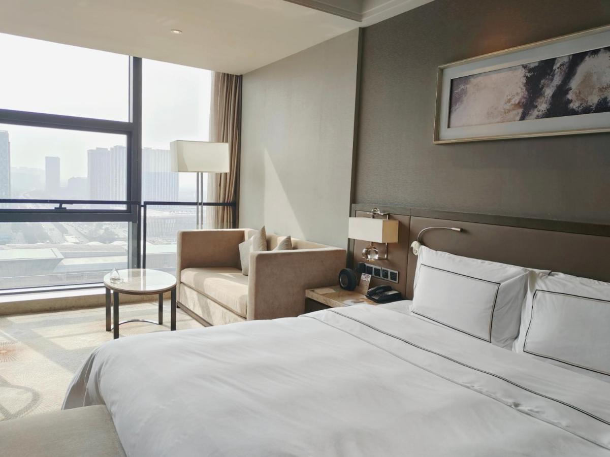 Melia Jinan Hotell Exteriör bild