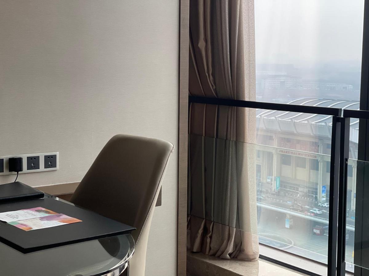 Melia Jinan Hotell Exteriör bild