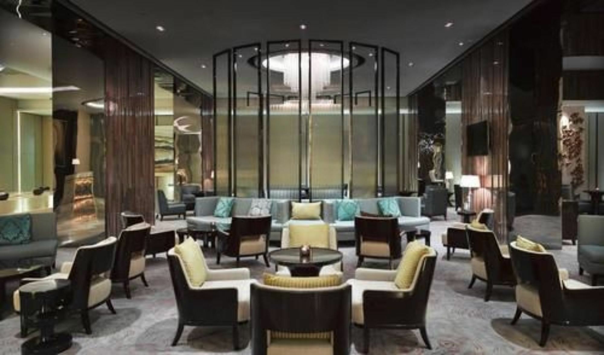 Melia Jinan Hotell Exteriör bild