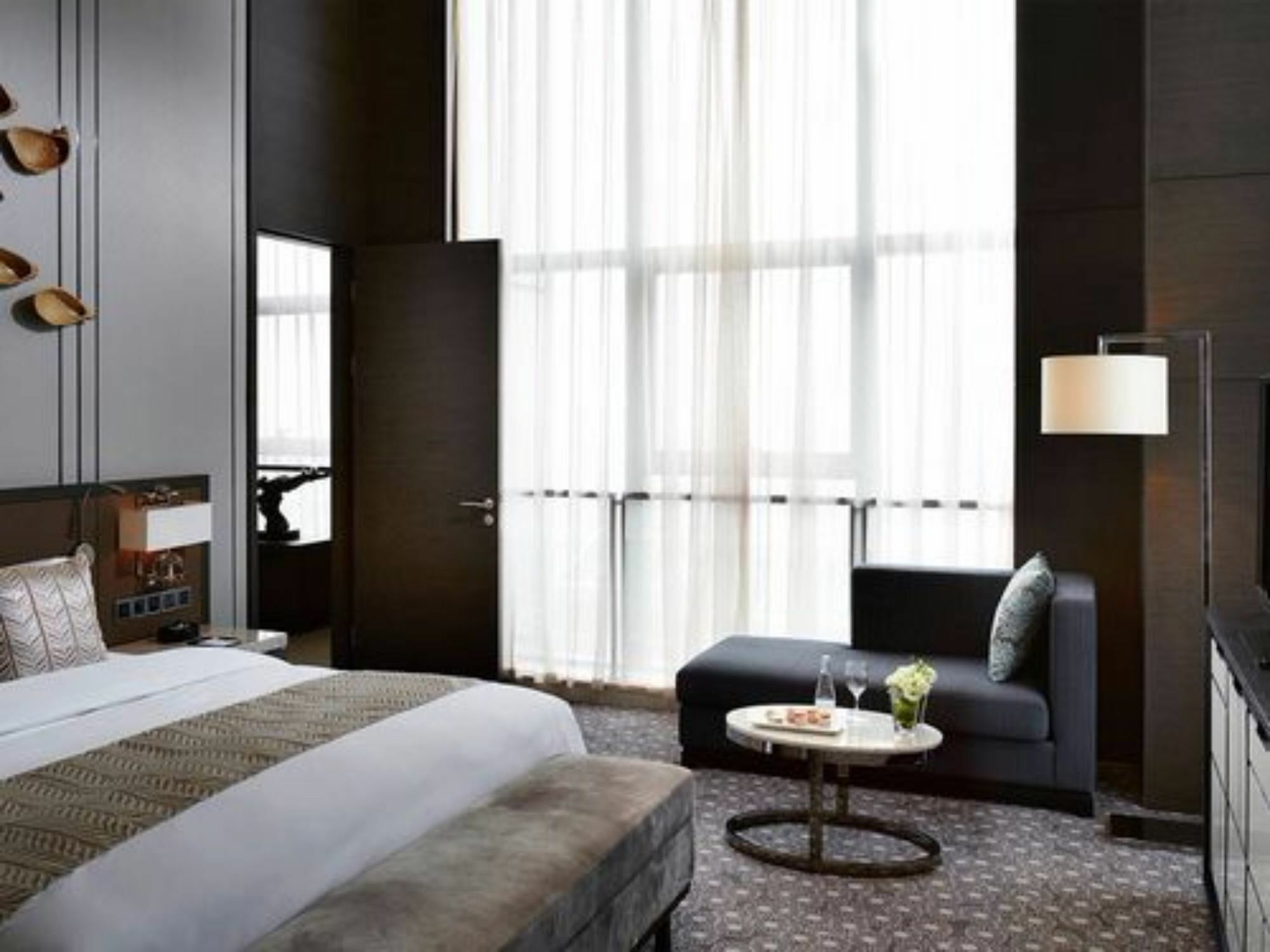 Melia Jinan Hotell Exteriör bild